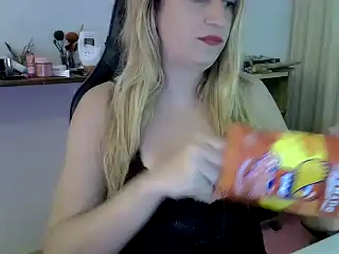 luizacandy online show from 3, 12, 2024