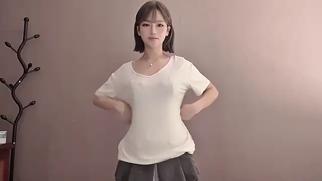 -XunMengLong- online show from 16, 11, 2025