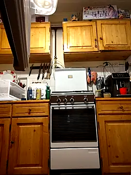 intx800 online show from 18, 12, 2024