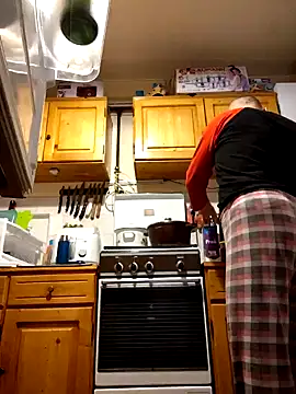 intx800 online show from 13, 2, 2025