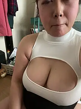 Snapshot of Nolstein chatting on 20, 3, 2025 Nolstein online show from 20, 3, 2025