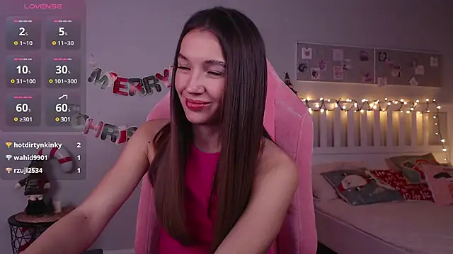 Snapshot of Bellla_Haddid chatting on 15, 12, 2024 Bellla Haddid online show from 15, 12, 2024