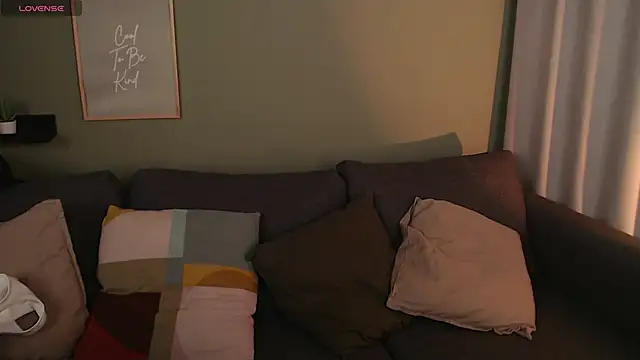 Snapshot of Bellla_Haddid chatting on 29, 1, 2025 Bellla Haddid online show from 29, 1, 2025