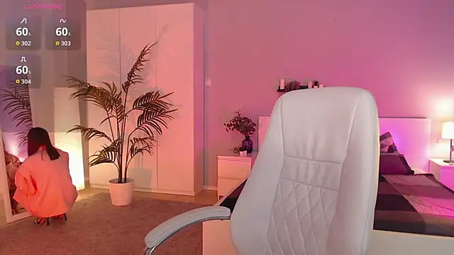 Snapshot of Bellla_Haddid chatting on 9, 9, 2025 Bellla Haddid online show from 9, 9, 2025