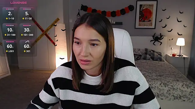 Snapshot of Bellla_Haddid chatting on 25, 10, 2025 Bellla Haddid online show from 25, 10, 2025