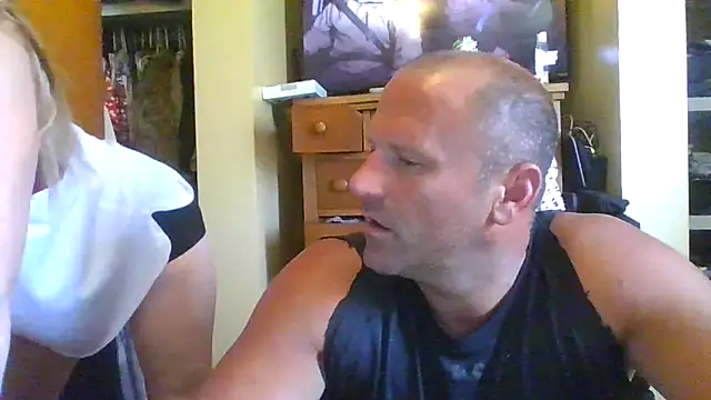 Snapshot of raybo715 chatting on 3, 6, 2026 raybo715 online show from 3, 6, 2026