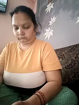 Kavya kapoor online show from 4, 3, 2025