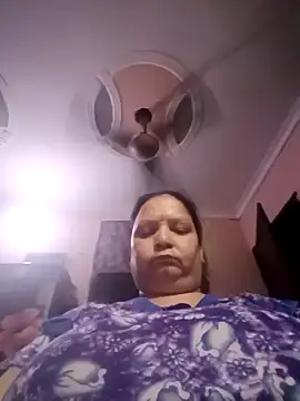 Snapshot of Kavya_kapoor chatting on 21, 4, 2026 Kavya kapoor online show from 21, 4, 2026
