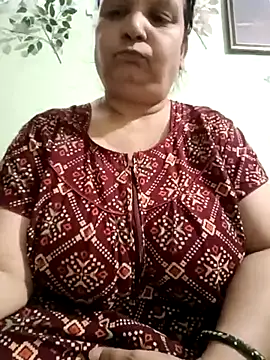 Snapshot of Kavya_kapoor chatting on 9, 5, 2026 Kavya kapoor online show from 9, 5, 2026
