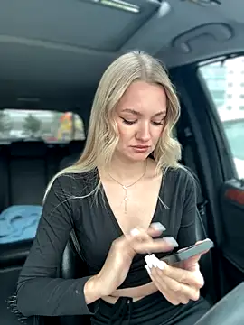 Devill Angel  online show from 13, 9, 2025