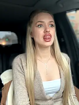 Devill Angel  online show from 1, 12, 2025