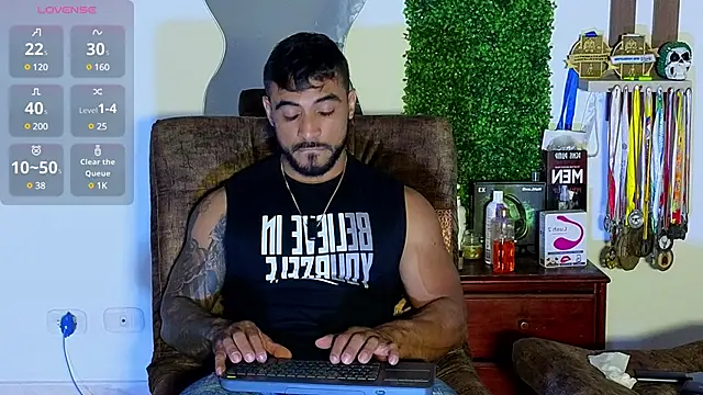 Snapshot of ERIC_HARRISON chatting on 8, 3, 2025 ERIC HARRISON online show from 8, 3, 2025