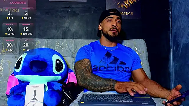 Snapshot of ERIC_HARRISON chatting on 23, 10, 2025 ERIC HARRISON online show from 23, 10, 2025