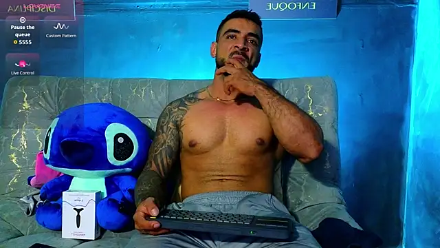 Snapshot of ERIC_HARRISON chatting on 13, 11, 2025 ERIC HARRISON online show from 13, 11, 2025