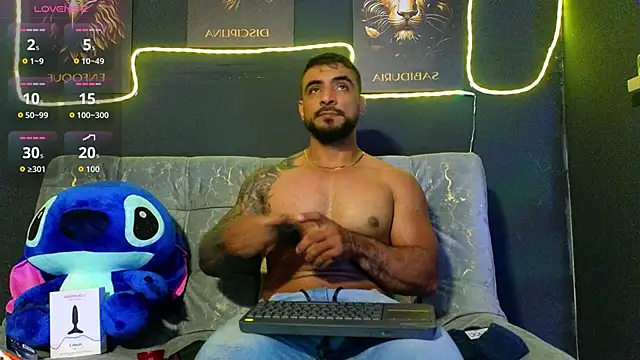 Snapshot of ERIC_HARRISON chatting on 15, 11, 2025 ERIC HARRISON online show from 15, 11, 2025