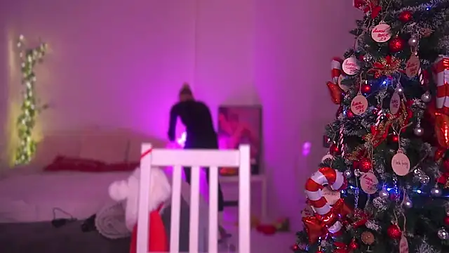 Heidi11 online show from 24, 12, 2024