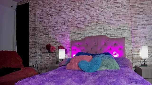 Snapshot of kitty_queen10 chatting on 29, 10, 2025 kitty queen10 online show from 29, 10, 2025