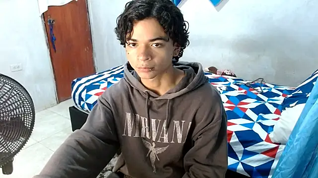 Lovebeng  online show from 2, 12, 2025