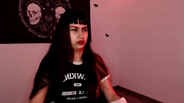 Snapshot of Little-Lucifer chatting on 4, 11, 2025 Little-Lucifer online show from 4, 11, 2025