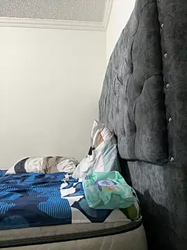 ZMalco2Hend8 online show from 21, 4, 2026