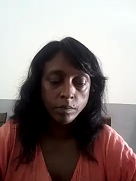 Snapshot of mamakarma1403 chatting on 12, 3, 2025 mamakarma1403 online show from 12, 3, 2025