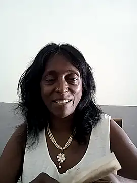 Snapshot of mamakarma1403 chatting on 20, 3, 2025 mamakarma1403 online show from 20, 3, 2025