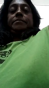 Snapshot of mamakarma1403 chatting on 23, 3, 2025 mamakarma1403 online show from 23, 3, 2025