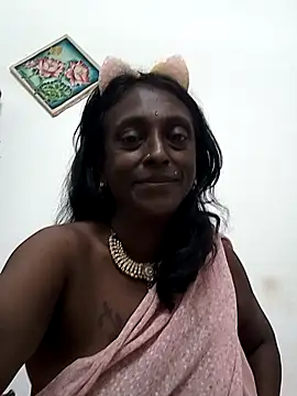 Snapshot of mamakarma1403 chatting on 16, 9, 2025 mamakarma1403 online show from 16, 9, 2025