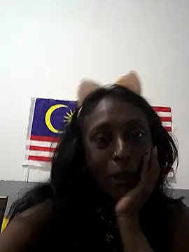 Snapshot of mamakarma1403 chatting on 18, 9, 2025 mamakarma1403 online show from 18, 9, 2025