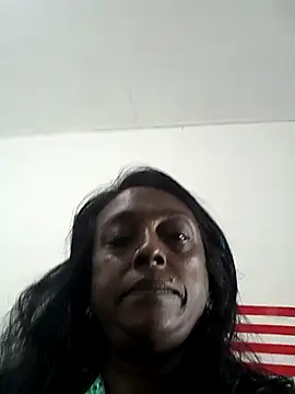 Snapshot of mamakarma1403 chatting on 21, 9, 2025 mamakarma1403 online show from 21, 9, 2025