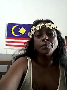 Snapshot of mamakarma1403 chatting on 22, 9, 2025 mamakarma1403 online show from 22, 9, 2025