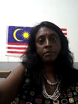 Snapshot of mamakarma1403 chatting on 19, 10, 2025 mamakarma1403 online show from 19, 10, 2025