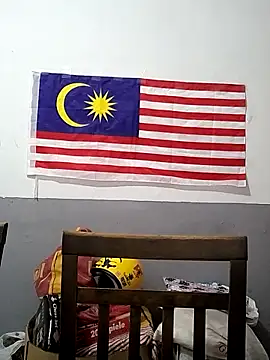 Snapshot of mamakarma1403 chatting on 19, 10, 2025 mamakarma1403 online show from 19, 10, 2025