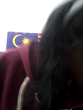 Snapshot of mamakarma1403 chatting on 23, 10, 2025 mamakarma1403 online show from 23, 10, 2025