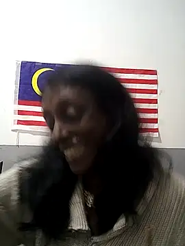 Snapshot of mamakarma1403 chatting on 24, 10, 2025 mamakarma1403 online show from 24, 10, 2025