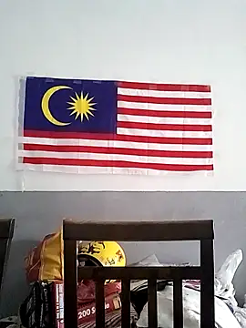 Snapshot of mamakarma1403 chatting on 13, 11, 2025 mamakarma1403 online show from 13, 11, 2025