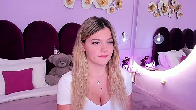 ZaraBloom online show from 5, 12, 2025