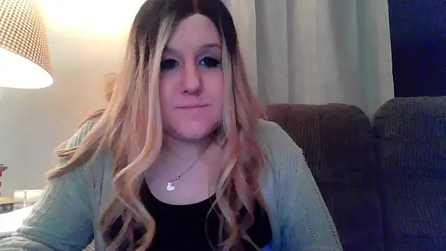 PuckBunny17 online show from 4, 12, 2024