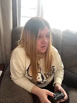 PuckBunny17 online show from 24, 1, 2025