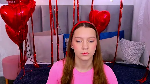 Snapshot of AliceBrayan chatting on 13, 2, 2025 AliceBrayan online show from 13, 2, 2025