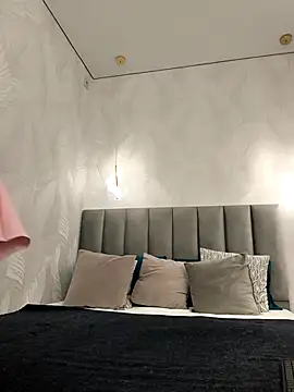 Snapshot of AliceBrayan chatting on 27, 2, 2025 AliceBrayan online show from 27, 2, 2025