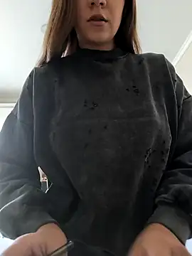 Snapshot of AliceBrayan chatting on 11, 9, 2025 AliceBrayan online show from 11, 9, 2025