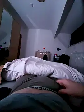 pascalino100 online show from 17, 3, 2025