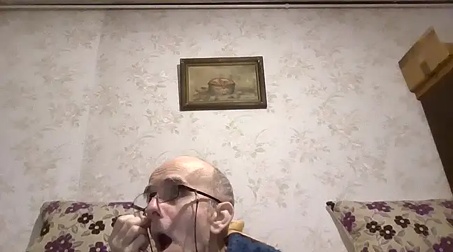 mariusica1xh online show from 24, 2, 2025