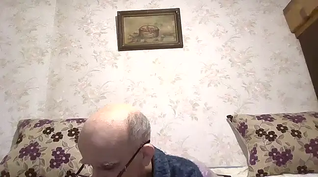 mariusica1xh online show from 27, 2, 2025