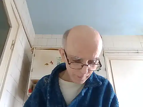 Snapshot of mariusica1@xh chatting on 19, 1, 2026 mariusica1xh online show from 19, 1, 2026