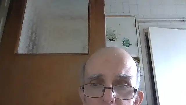 Snapshot of mariusica1@xh chatting on 6, 2, 2026 mariusica1xh online show from 6, 2, 2026