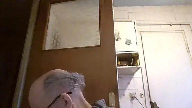 Snapshot of mariusica1@xh chatting on 7, 2, 2026 mariusica1xh online show from 7, 2, 2026