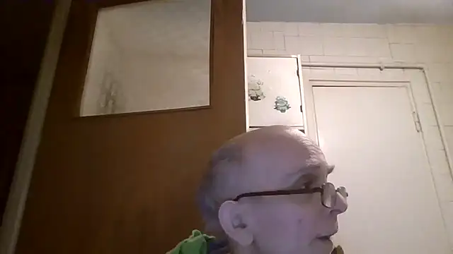 Snapshot of mariusica1@xh chatting on 9, 2, 2026 mariusica1xh online show from 9, 2, 2026