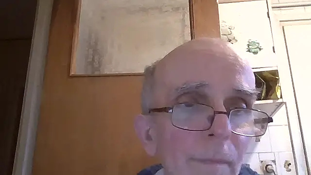 Snapshot of mariusica1@xh chatting on 17, 2, 2026 mariusica1xh online show from 17, 2, 2026